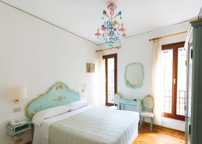 Serenissima Hotel