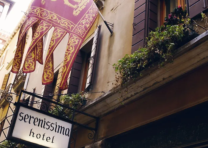 Serenissima Szálloda Velence