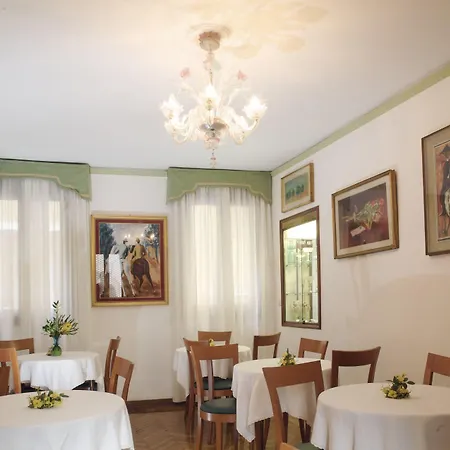 Serenissima 2* Venedig