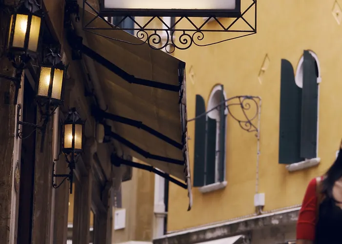 מלון Serenissima 2*